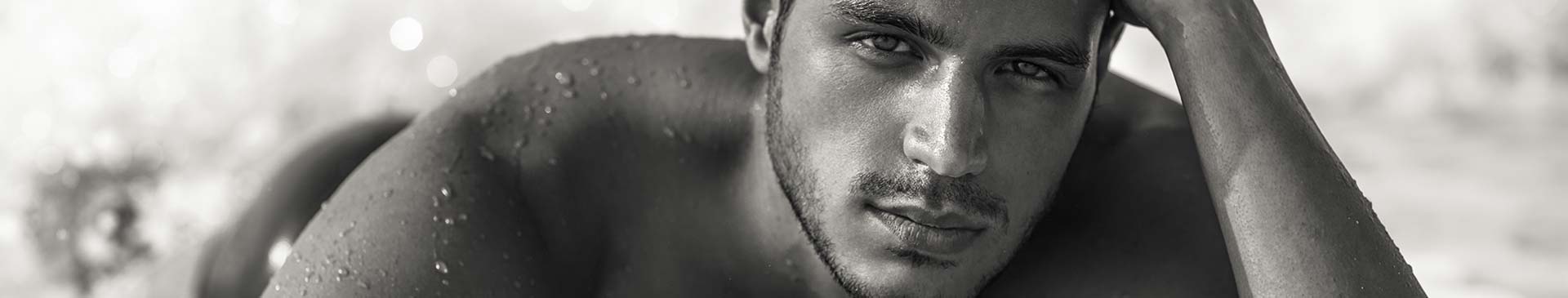 Gay Day im Sexkino purple blue von 18plus